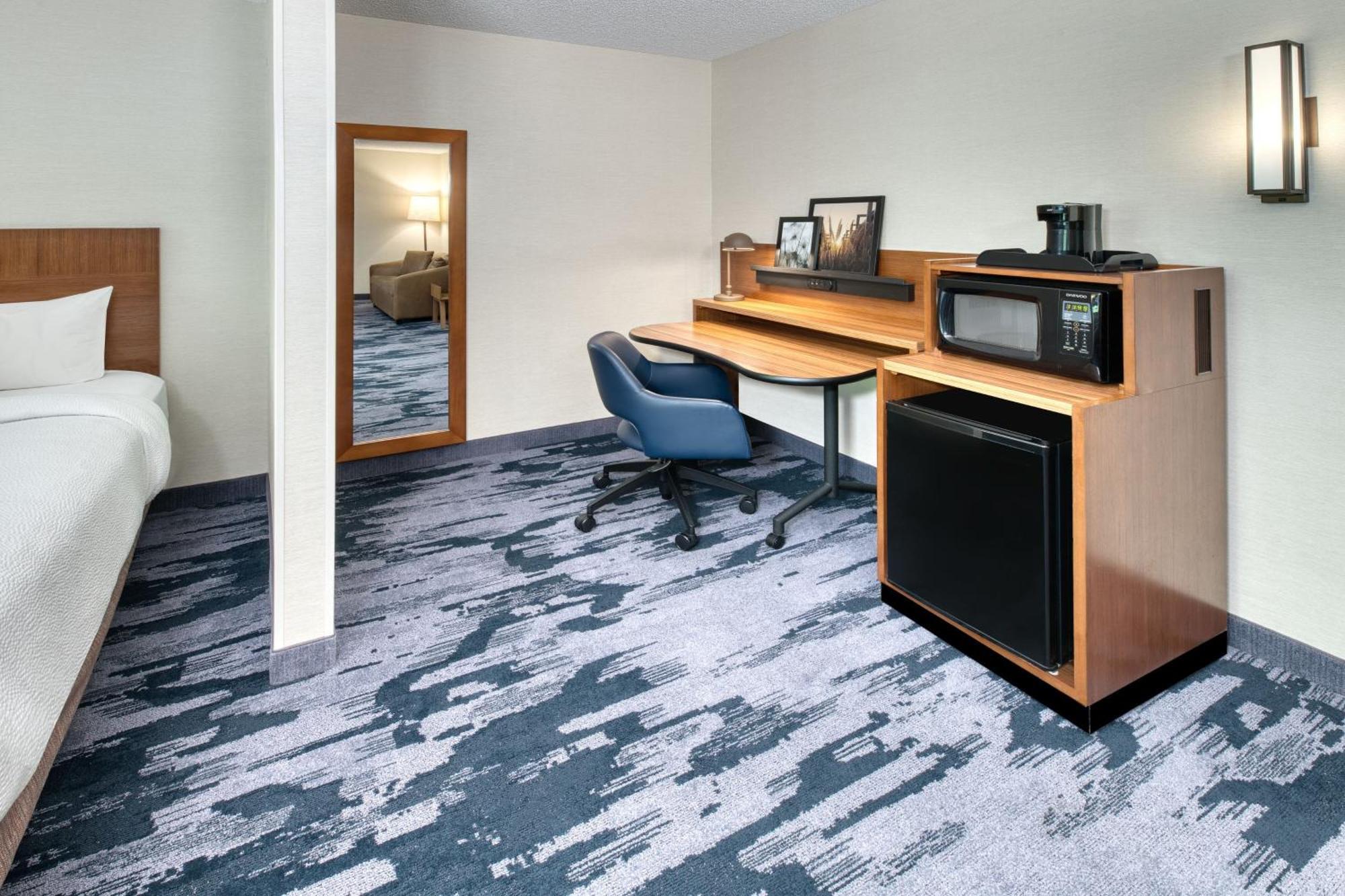 Fairfield Inn & Suites By Marriott פרנקנמות' מראה חיצוני תמונה