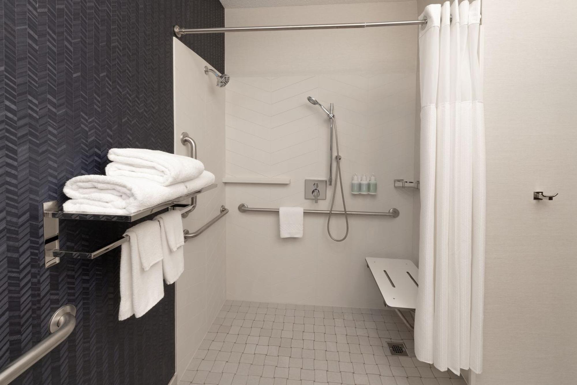 Fairfield Inn & Suites By Marriott פרנקנמות' מראה חיצוני תמונה
