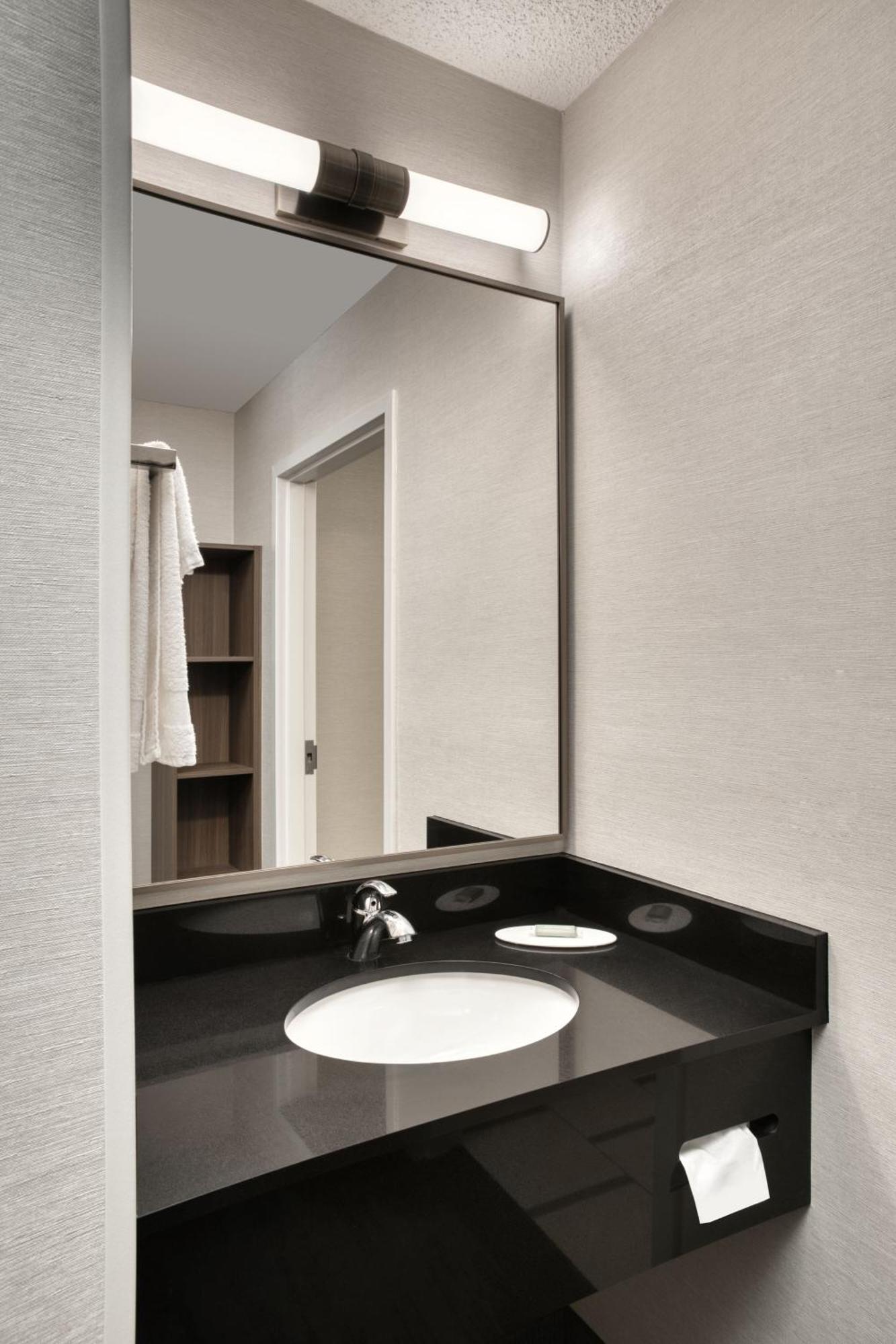 Fairfield Inn & Suites By Marriott פרנקנמות' מראה חיצוני תמונה